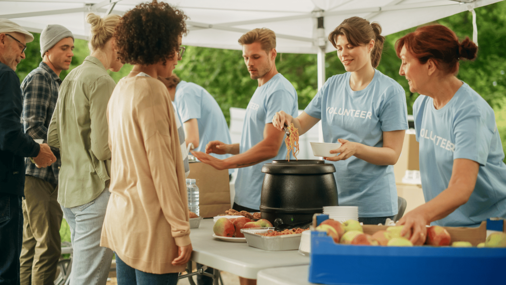 Attract New Customers to Your Restaurant with Community Partnerships